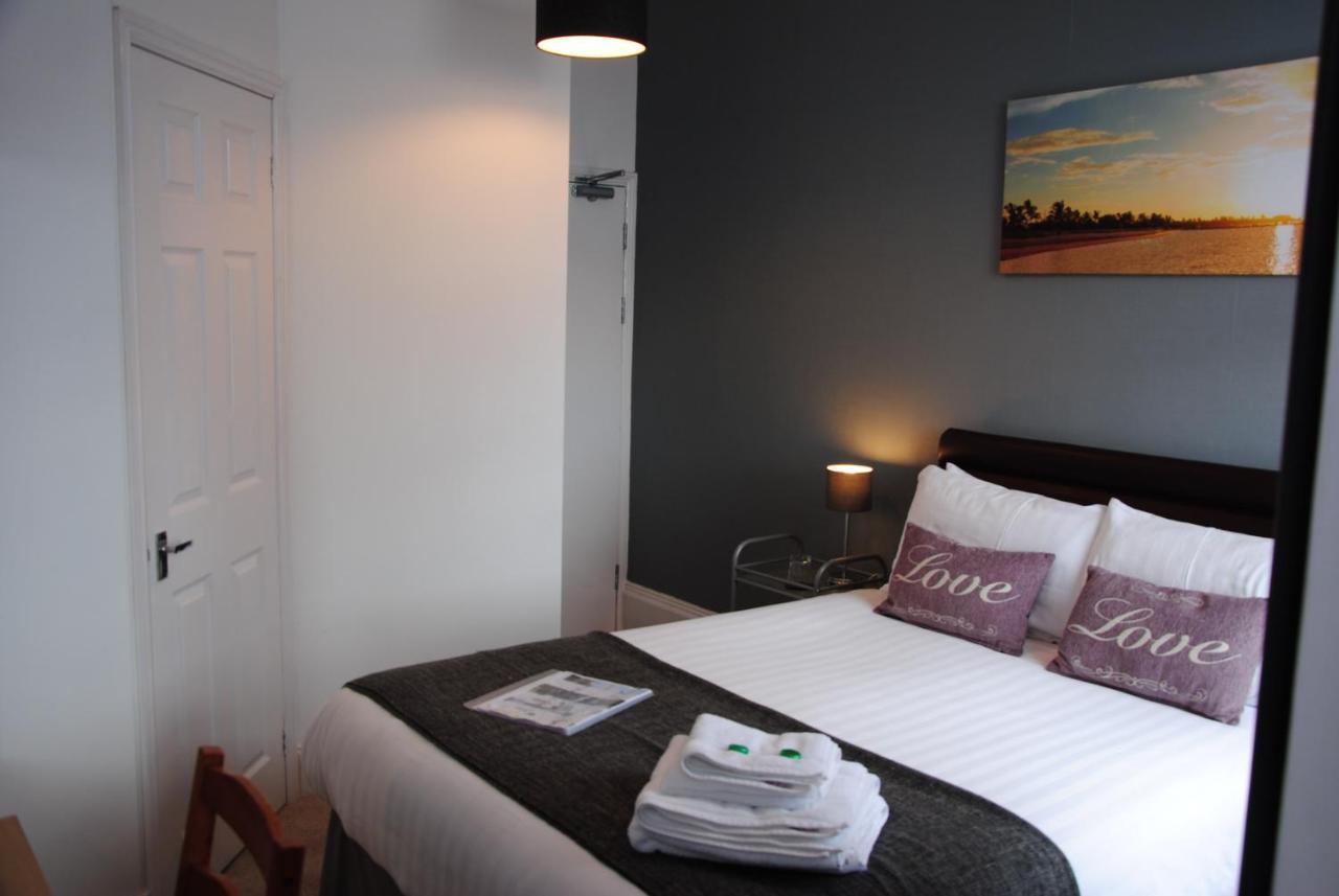 Taunton House Gasthof 3*