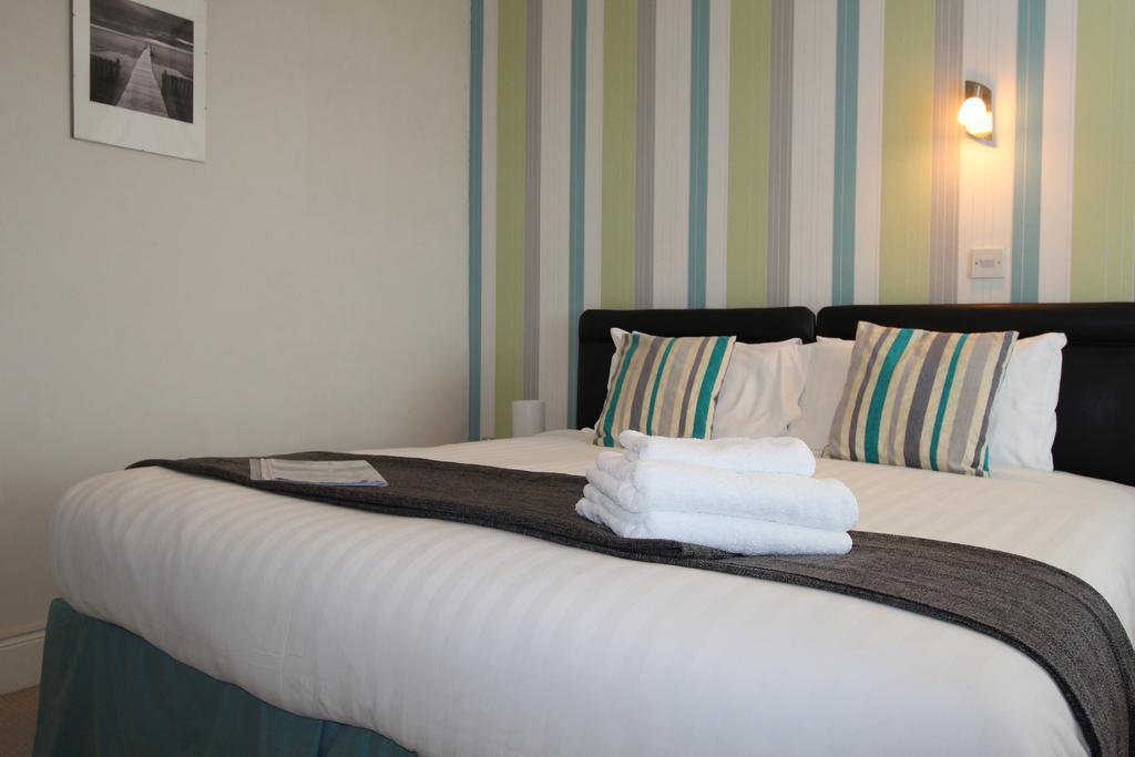 Guest house Taunton House